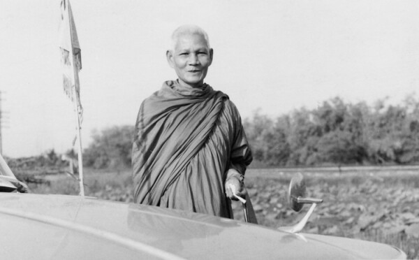 Phra Ajaan Fuang Jotiko